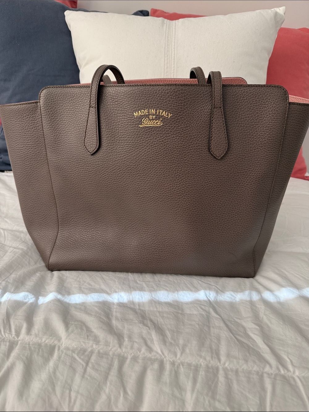 Gucci Brown Leather Tote Bag with Pink Interior
